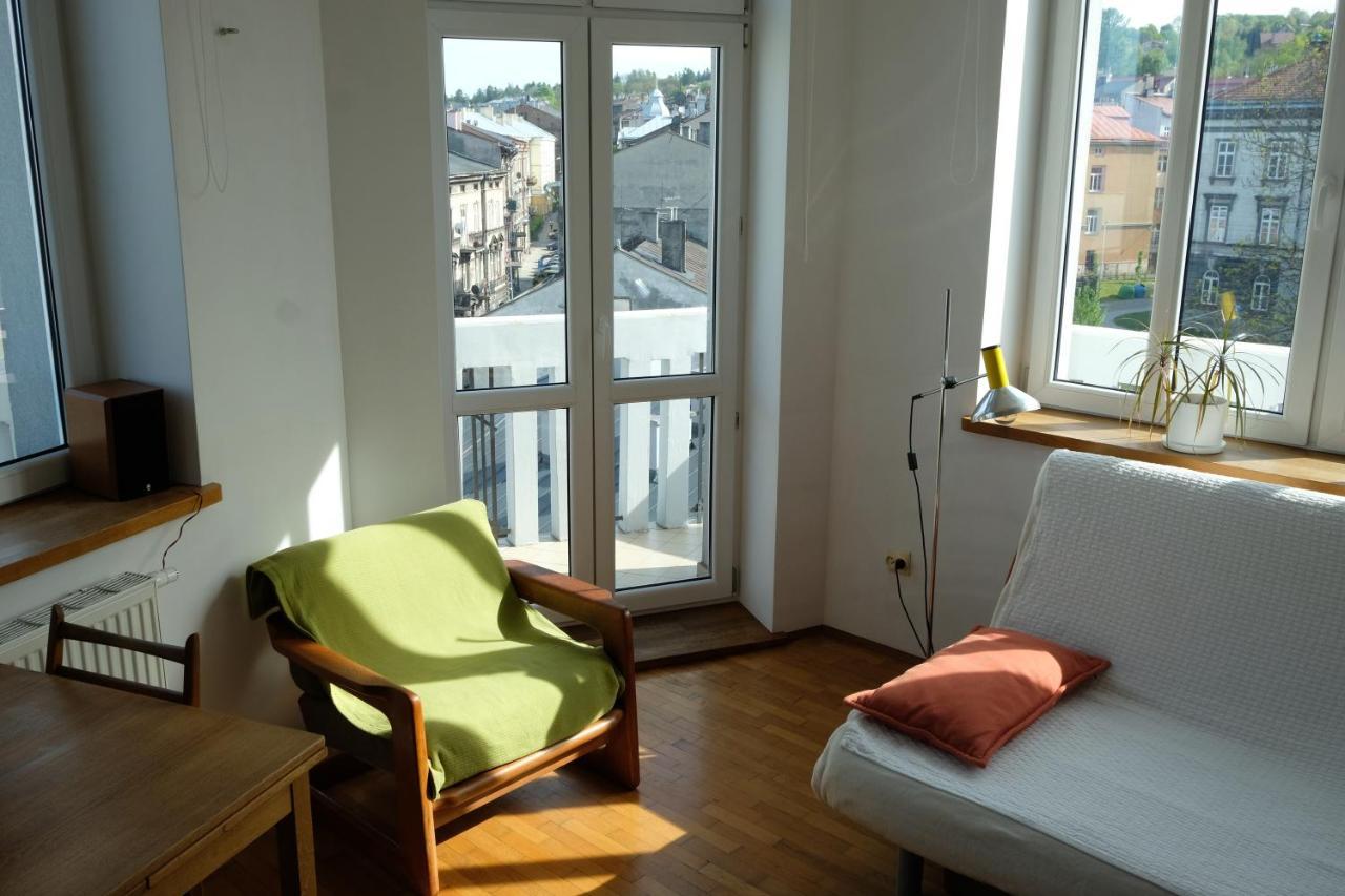 Sunny Apartment Przemysl Exterior photo